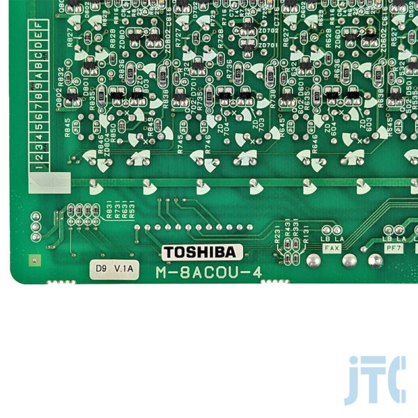 東芝 M-8ACOU-4 型番プリント部分の写真