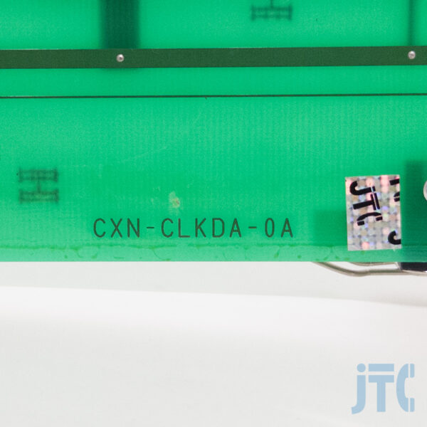 日立 CXN-CLKDA-0A 型番プリント部分の写真