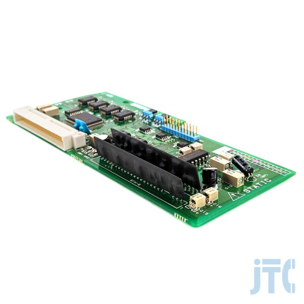NTT RX-HFCU-(1) 斜めの角度から撮影した写真